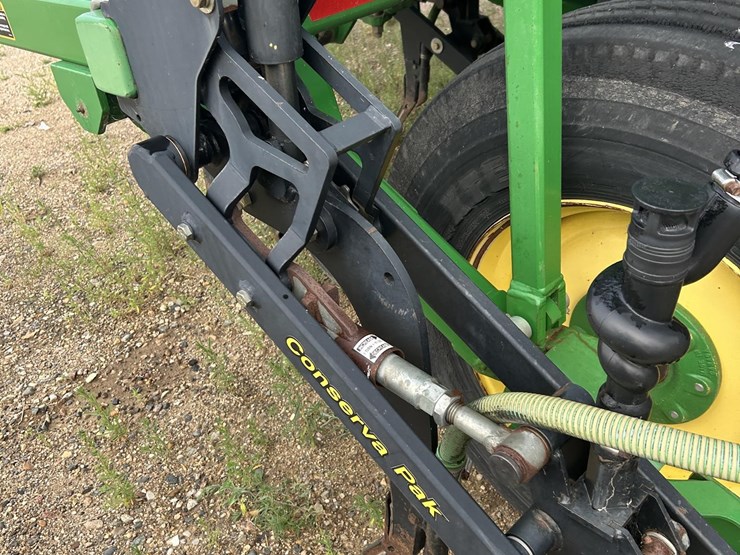 2009-john-deere-1870-image-54