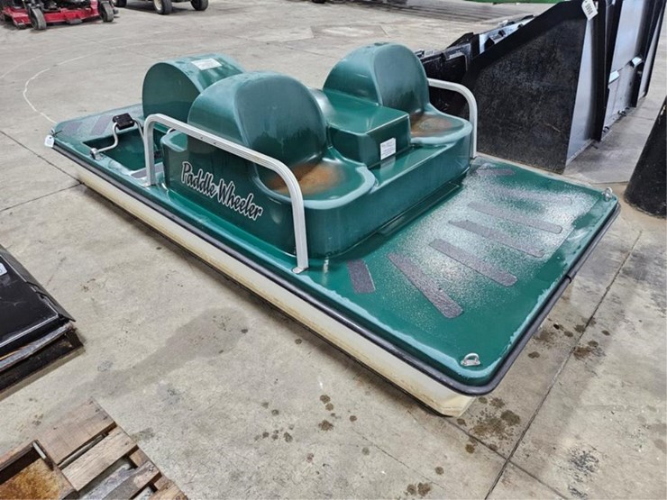 #400-•-paddle-wheeler-4-person-paddle-boat-image-3