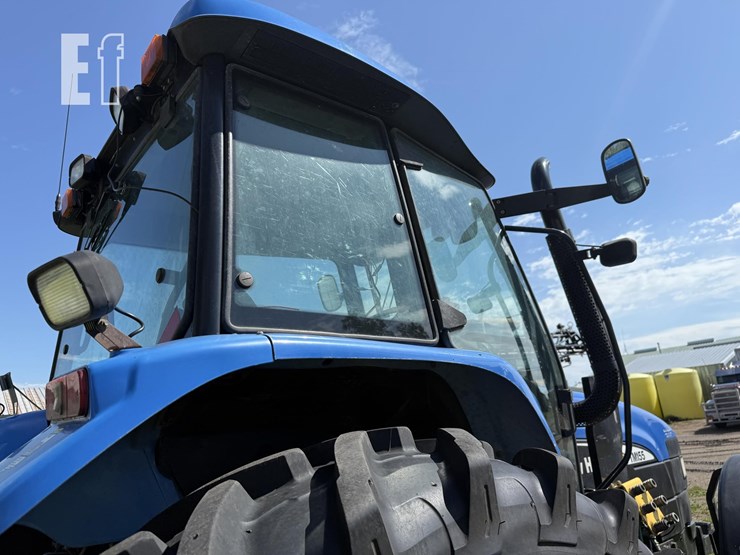2006-new-holland-tm155-image-21
