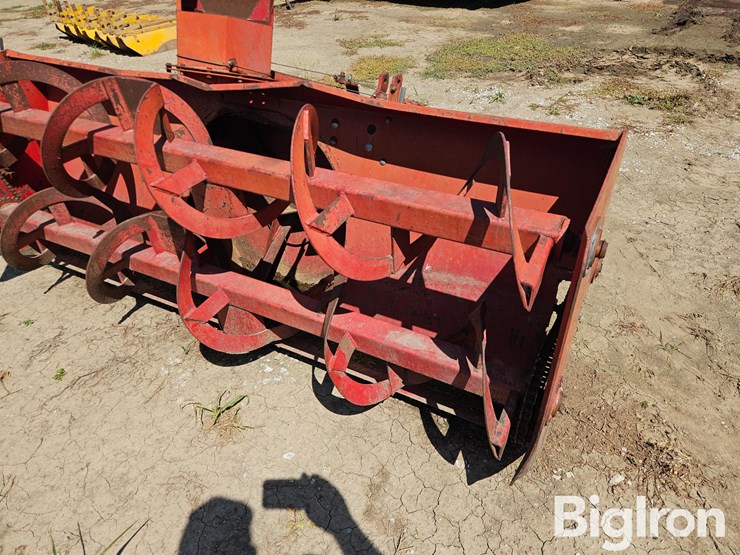 international-80-3-pt.-snow-blower-attachment-image-13