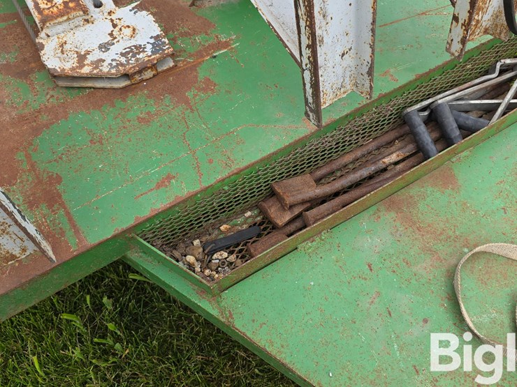 heavy-duty-bin-jacks-w/trailer-image-12