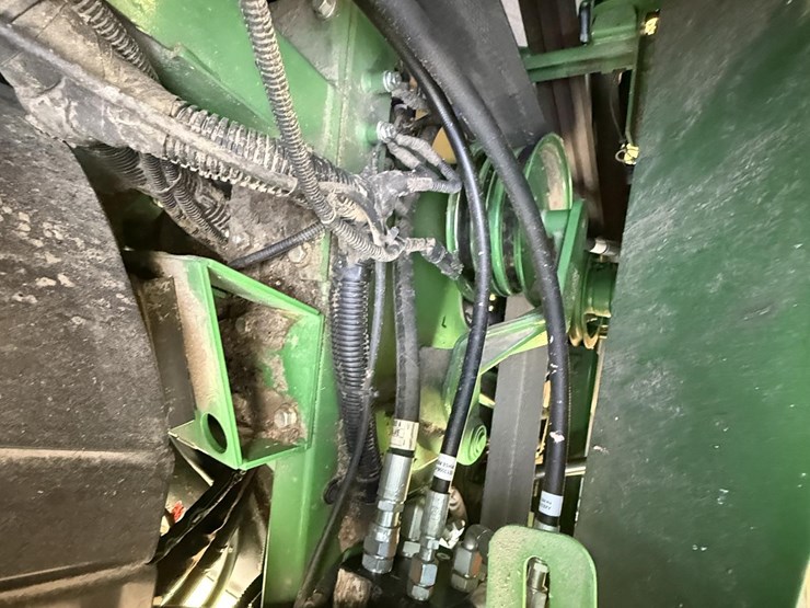 2021-john-deere-s780-image-86