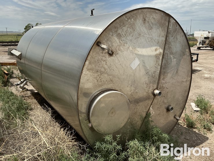 2500-gallon-stainless-steel-tank-image-3
