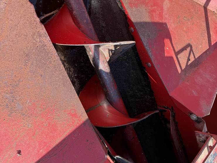 case-ih-1250-image-16