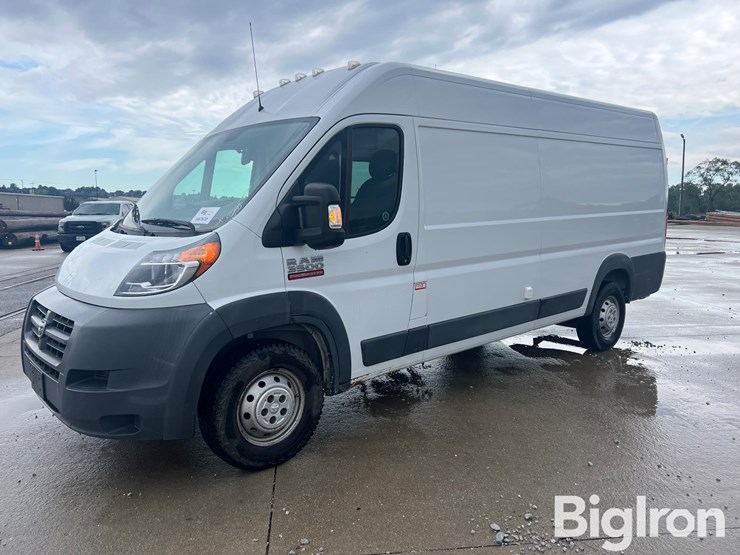 2015-ram-promaster-3500-image-1