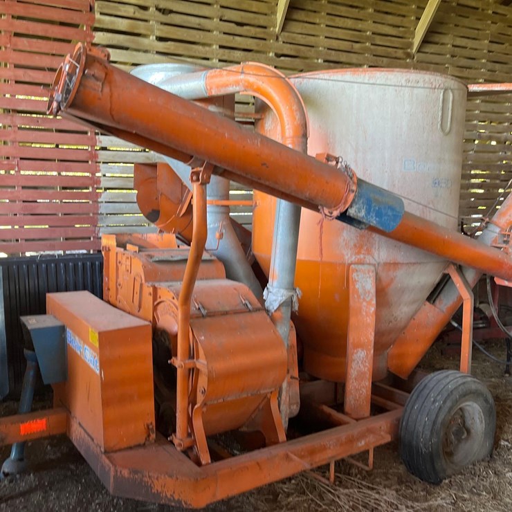Bear Cat Feed Grinder