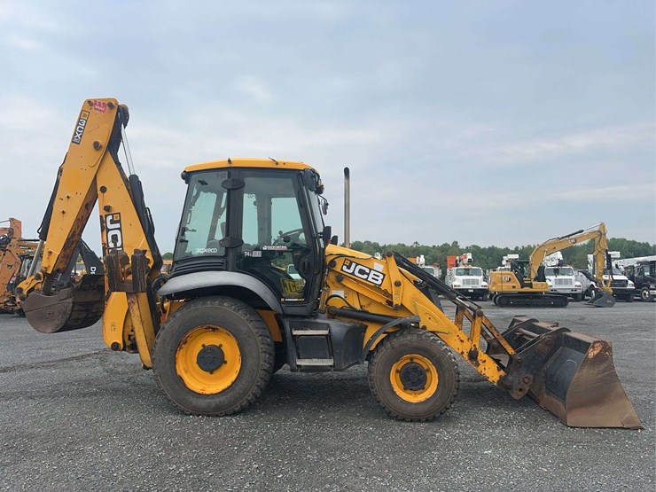 2015-jcb-3cx-image-8