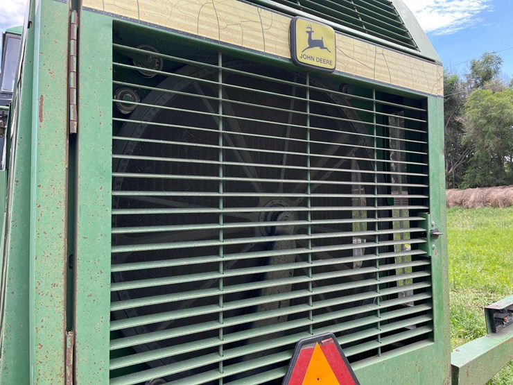 john-deere-6950-image-39