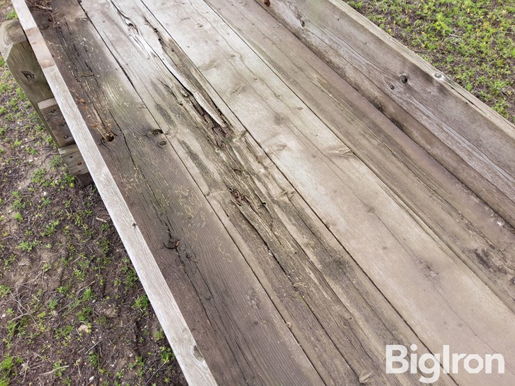 wood-feed-bunk-image-9