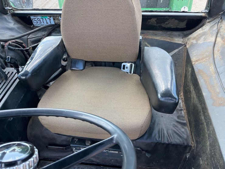 1982-john-deere-4040-image-25