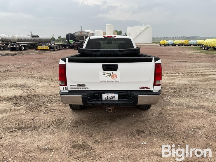 2009-gmc-sierra-1500-image-6