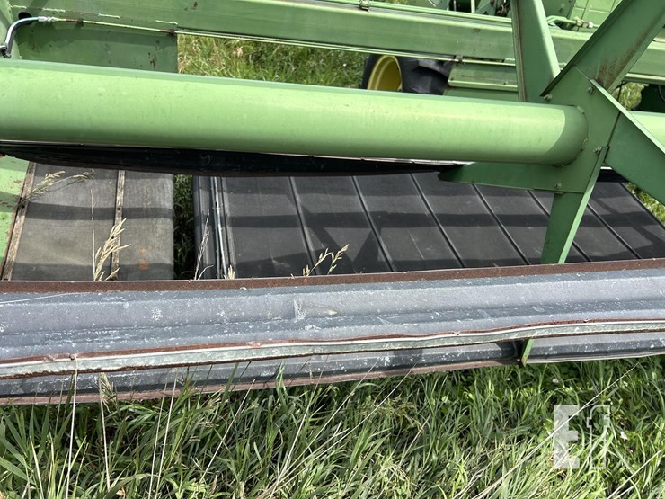 john-deere-2320-image-4