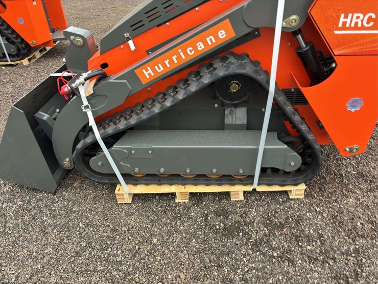 mini-2024-hrc600-skid-steer-image-9