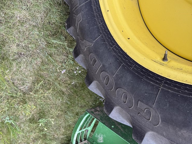 2013-john-deere-r450-image-31