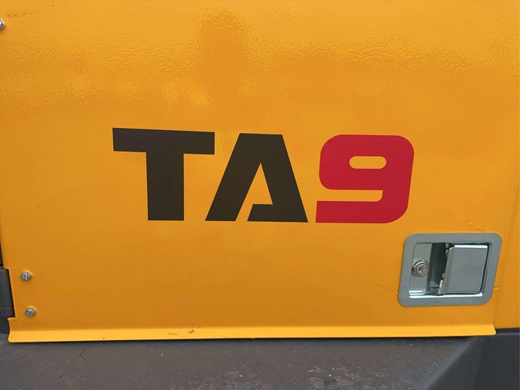 2015-terex-ta9-image-13