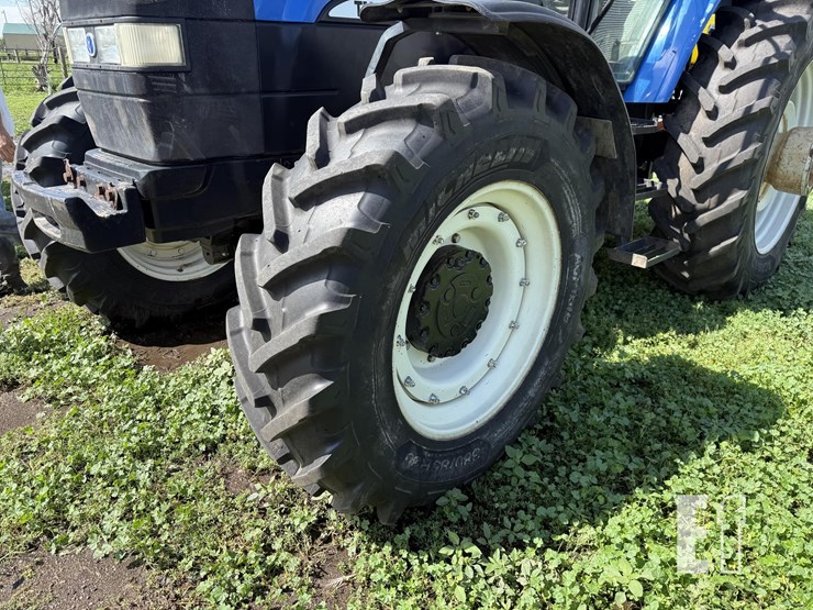 2006-new-holland-tm155-image-3