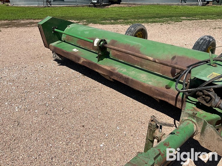 john-deere-120-image-11