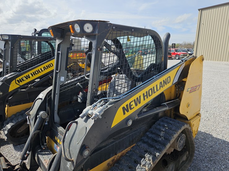 2019-new-holland-c227-image-20