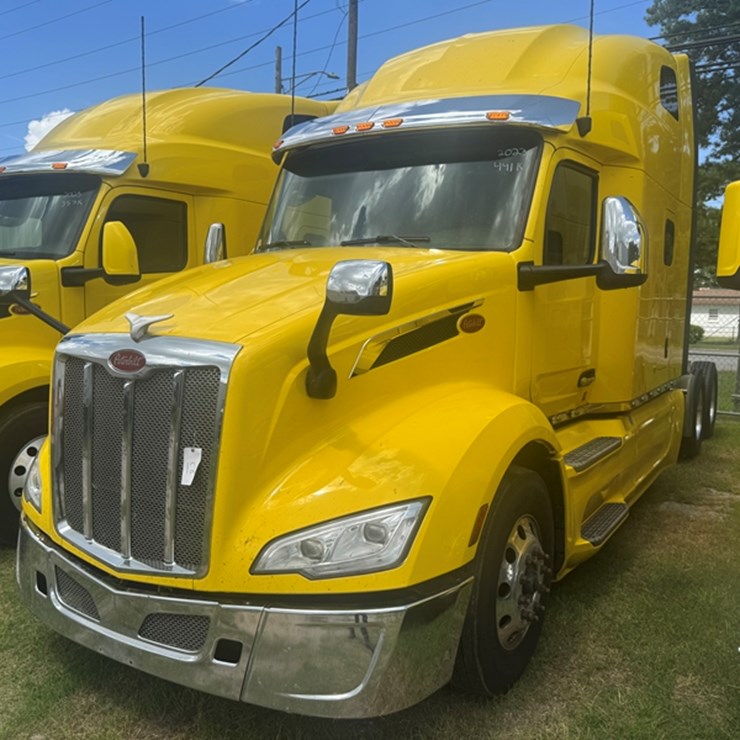 2023 PETERBILT 579