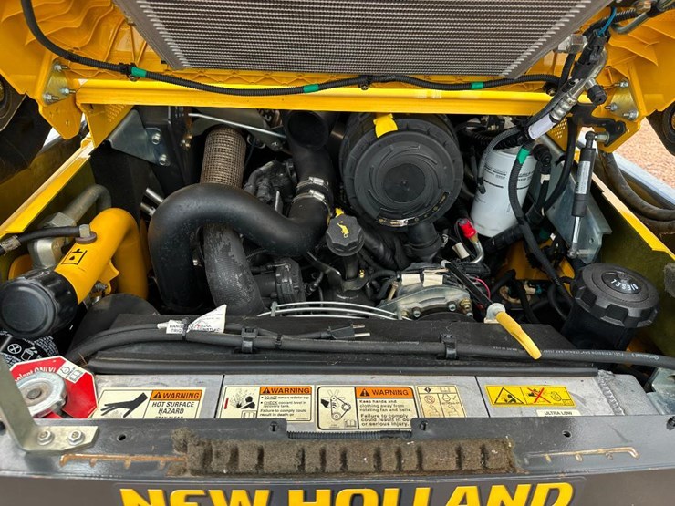 2018-new-holland-l228-image-24
