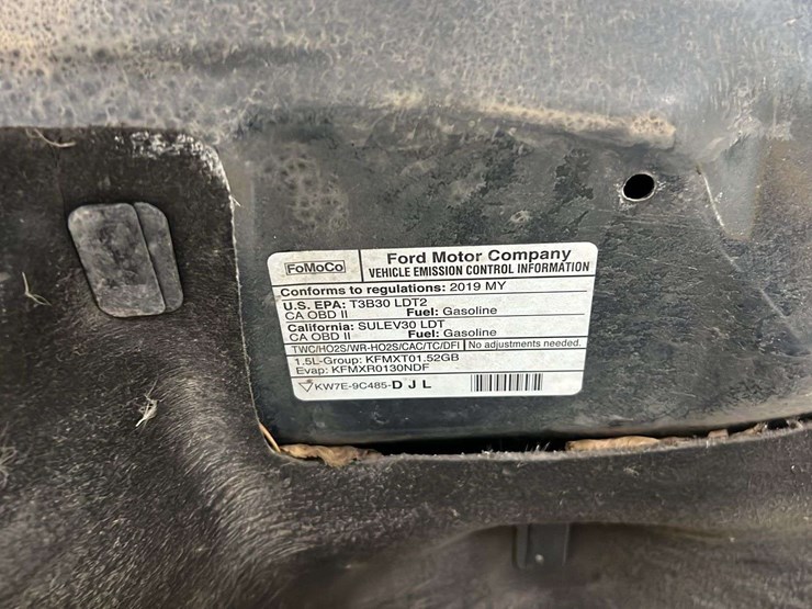 2019-ford-escape-image-18