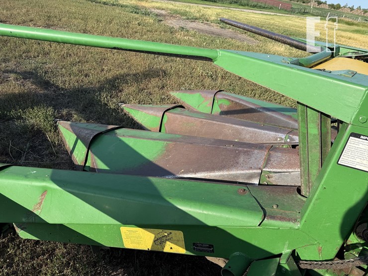 john-deere-3975-image-11