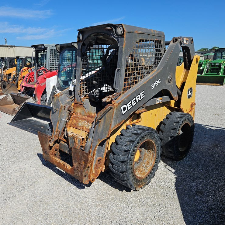 2019 DEERE 318G