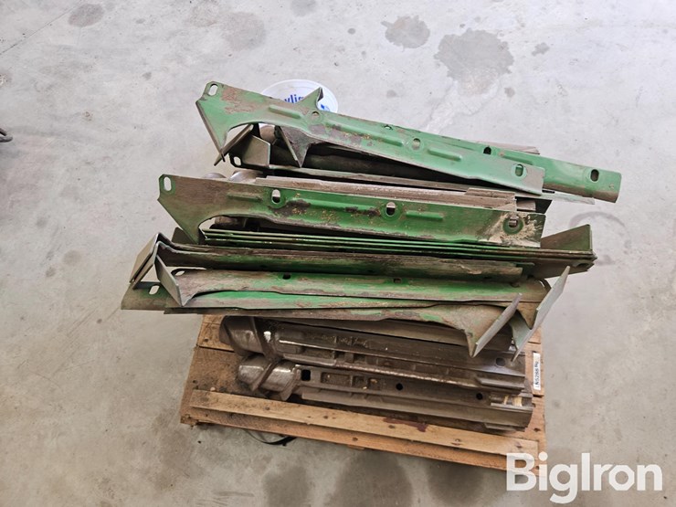 john-deere-608c-image-4