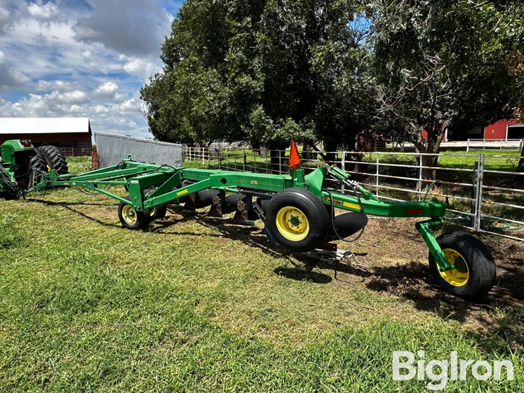 john-deere-3710-image-8