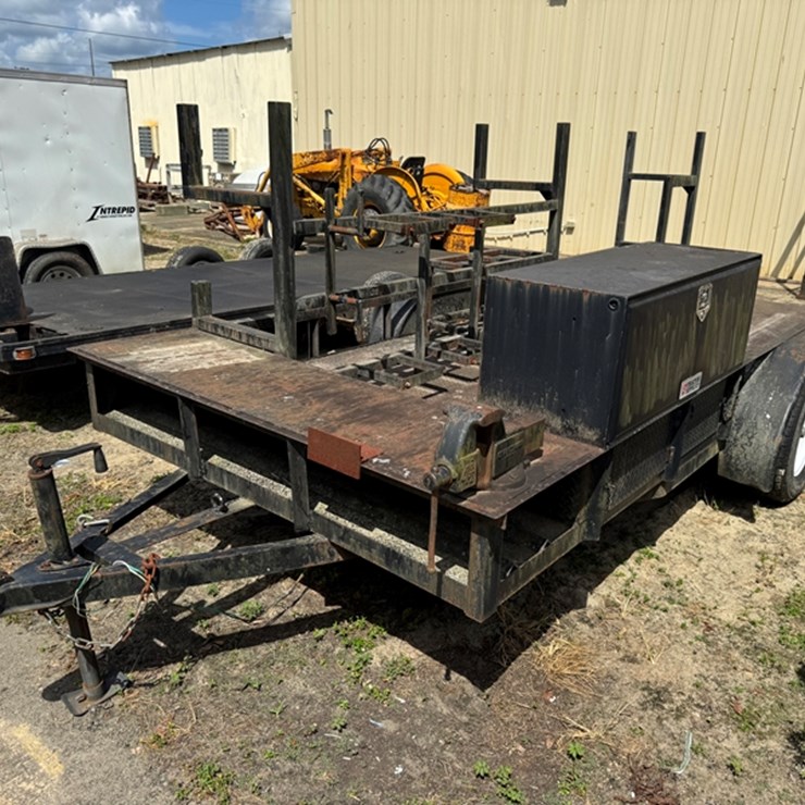 76" X 16FT TANDEM AXLE FABRICATION TRAILER WITH PIPE RACKS, BOTTLE RACKS TOOLBOX, AND VISE