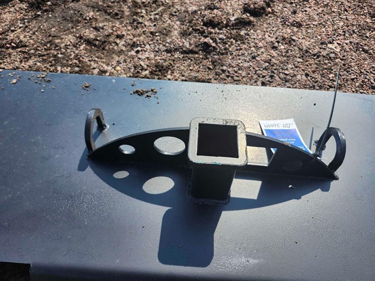 heavy-duty-1/2-moon-gusseted-skid-steer-receiver-hitch-image-3