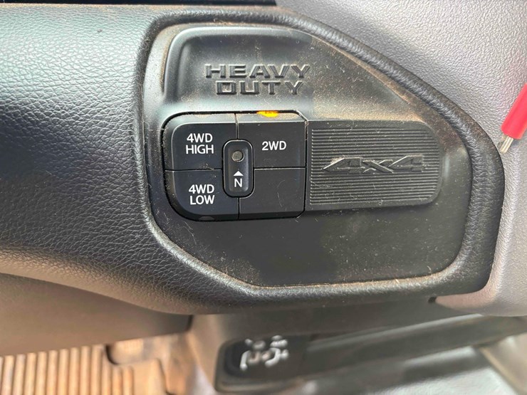 2023-ram-3500-pickup-image-22