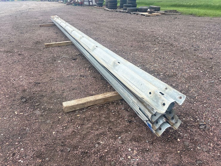 assortment-of-guard-rail-image-2