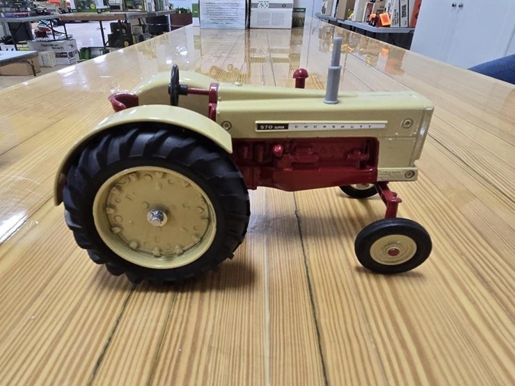 cockshutt-570-super-image-2