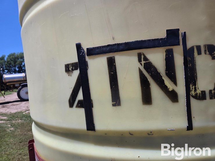 dultmeier-mp223ca-upright-poly-cone-bottom-tank-image-11
