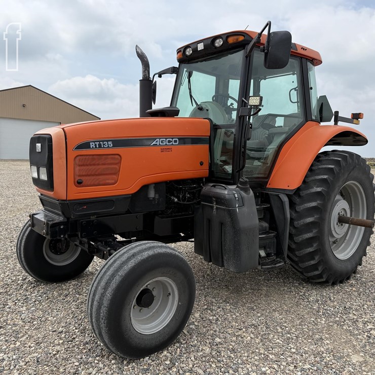 2004 AGCO RT135