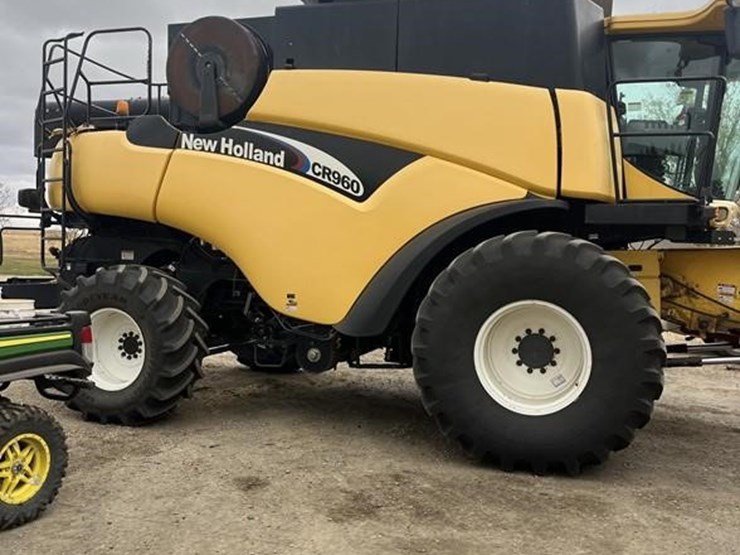 2003-new-holland-cr960-image-8