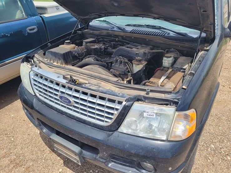 2005-ford-explorer-limited-image-14