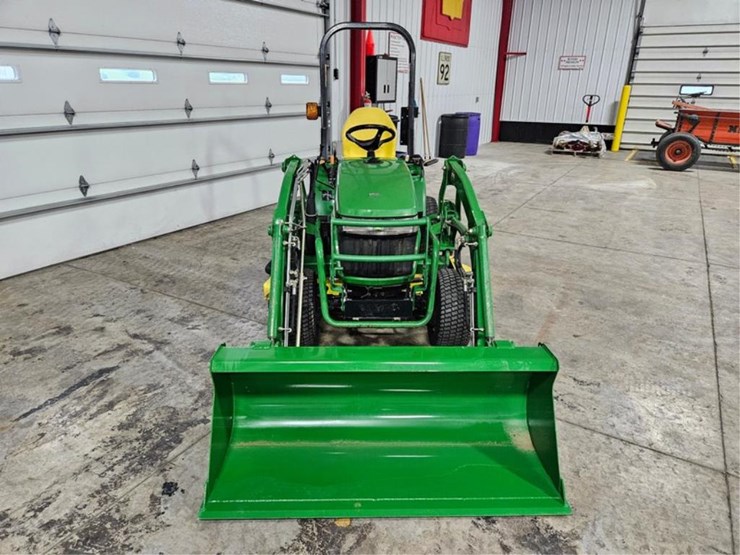 john-deere-2305-image-8