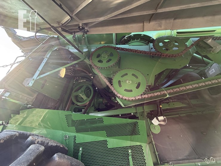 2021-john-deere-s780-image-24