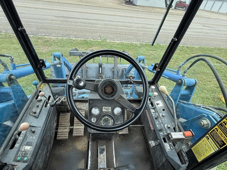 new-holland-9030-image-25