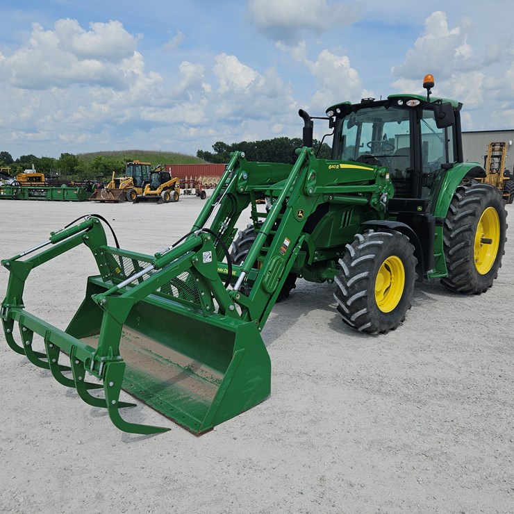 2022 JOHN DEERE 6140M