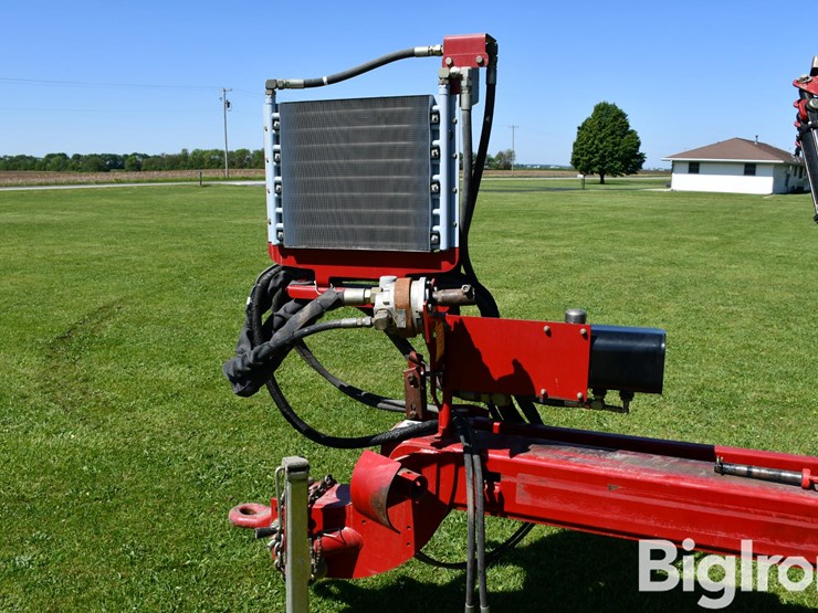 case-ih-1200-image-11