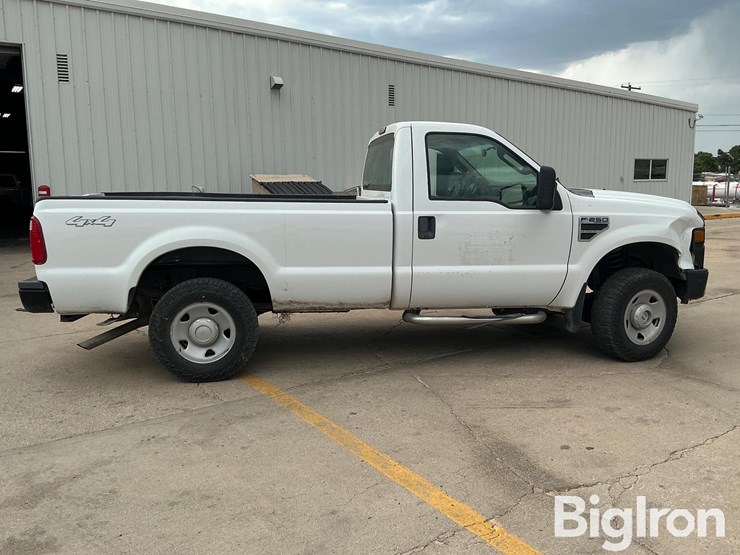 2009-ford-f250-xl-image-4
