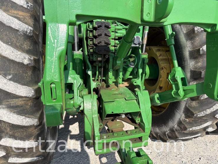 2005-john-deere-8320-image-15