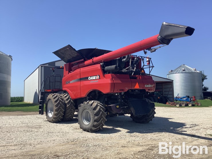 2016-case-ih-8240-image-7