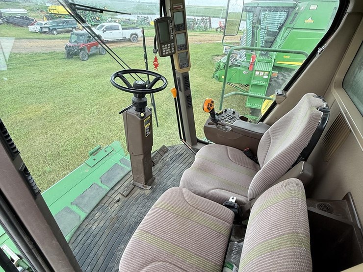 2003-john-deere-9750-image-46