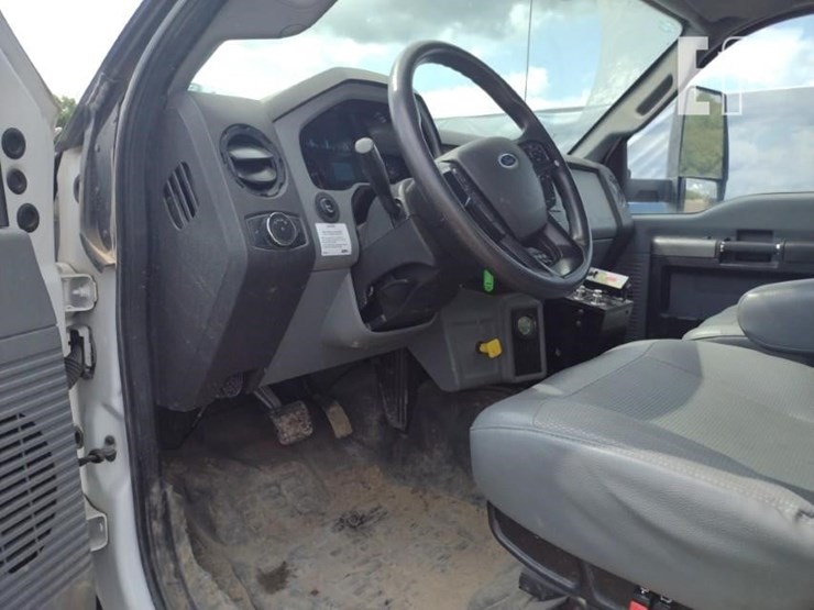 ford-f750-image-15