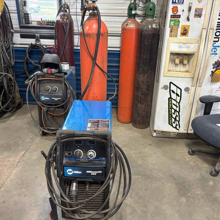 MillerMatic 252 Welder