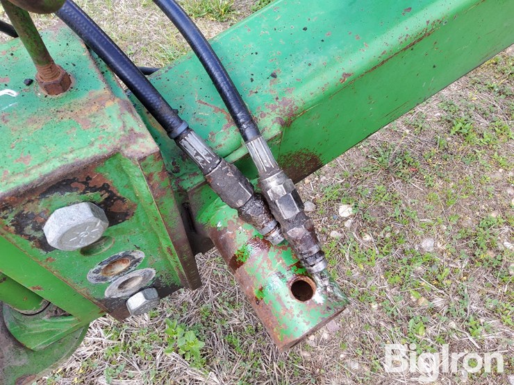 john-deere-750-image-11